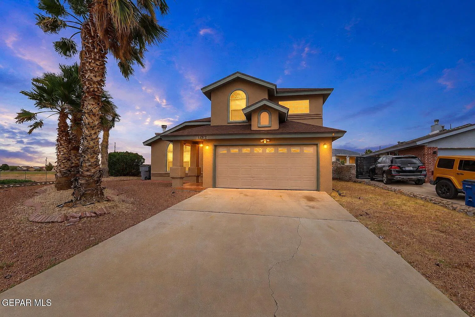 3 bed, 2.5 bath, 1961 sqft, $1,695 — Photo 2