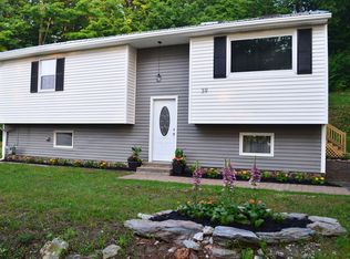39 Ora St, Pittsfield, MA 01201