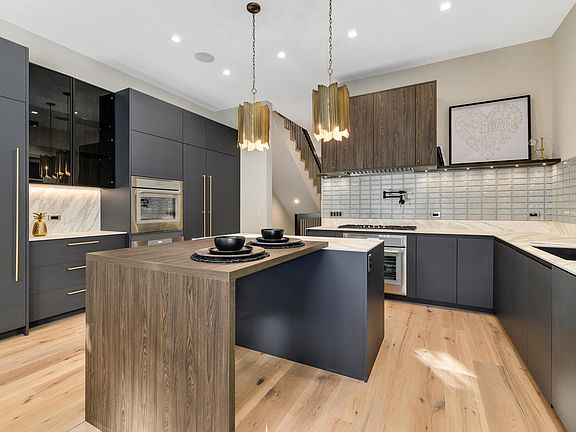4th image of 2339 W Shakespeare Ave