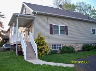 42 Stevens Rd, Stevens, PA 17578