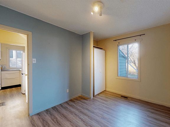 5th image of 9842 72nd Ave NW