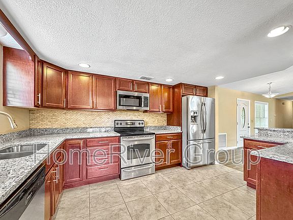 5th image of 2212 Kumquat Dr