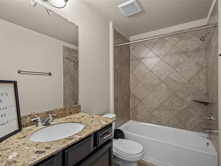 4808 Ladona Ct — Photo 24