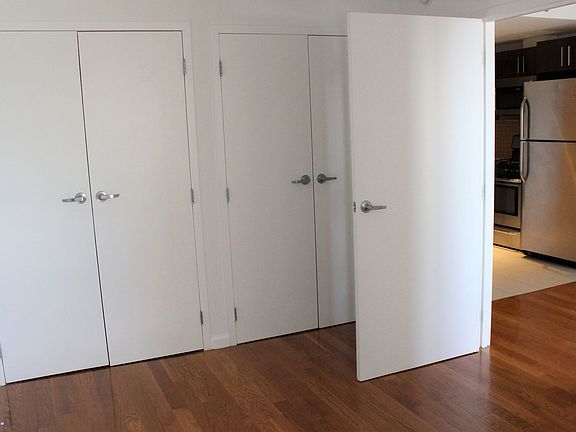 2nd image of 2638 21st St APT 4B