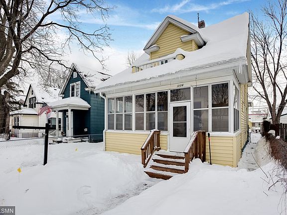 2nd image of 1004 Charles Ave