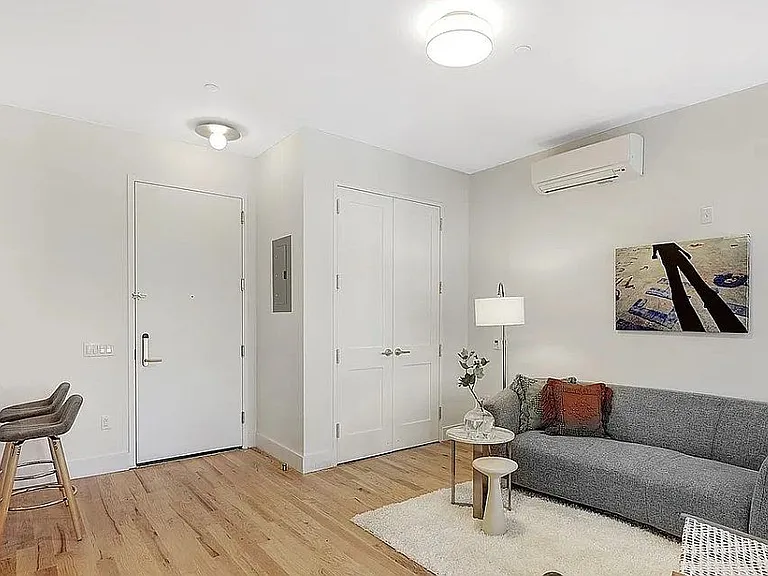 150 Eagle St #3R — Photo 5