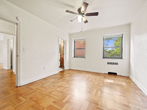 2nd image of 3336 Brownsville Rd #105