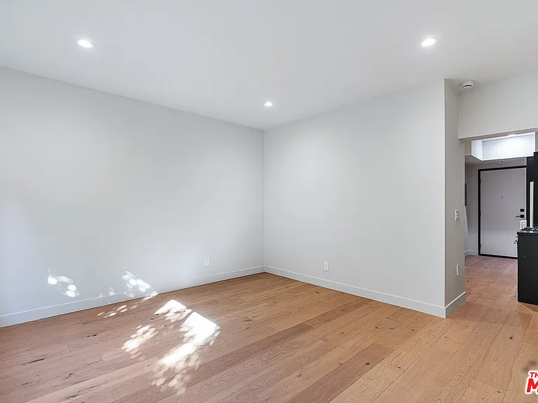 12320 Montana Ave #108 — Photo 6