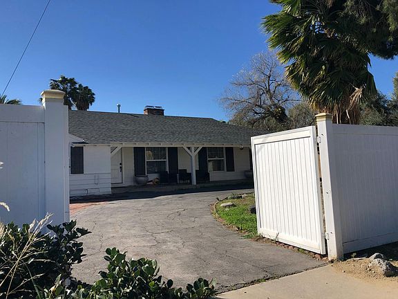 3rd image of 18942 Arminta St