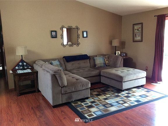 4th image of 5925 58th Avenue SE
