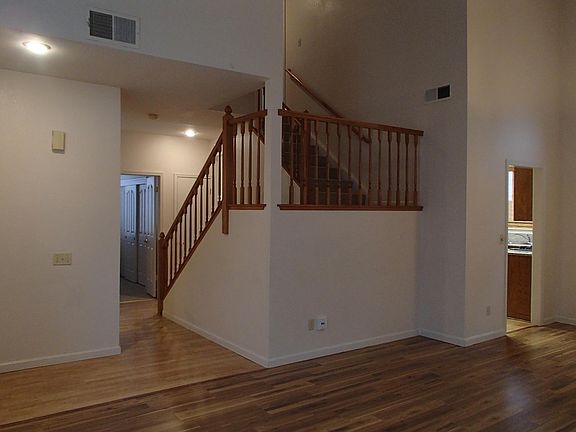 5th image of 747 Shannon Dr