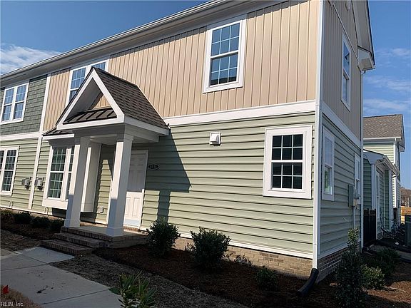 2nd image of 1013 Robinson Rd #7A