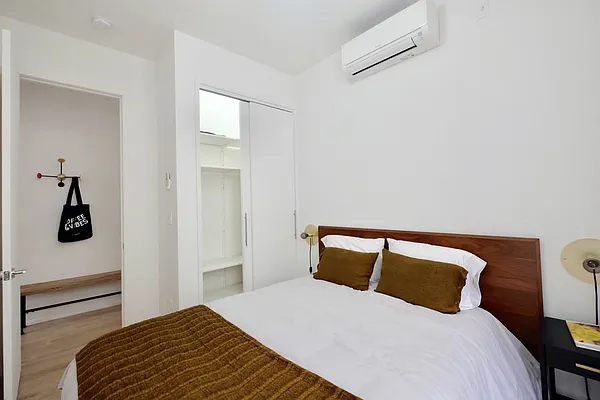 Rented by Skyward | media 73