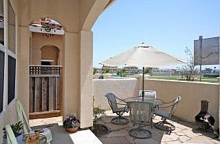 patio backs up to park