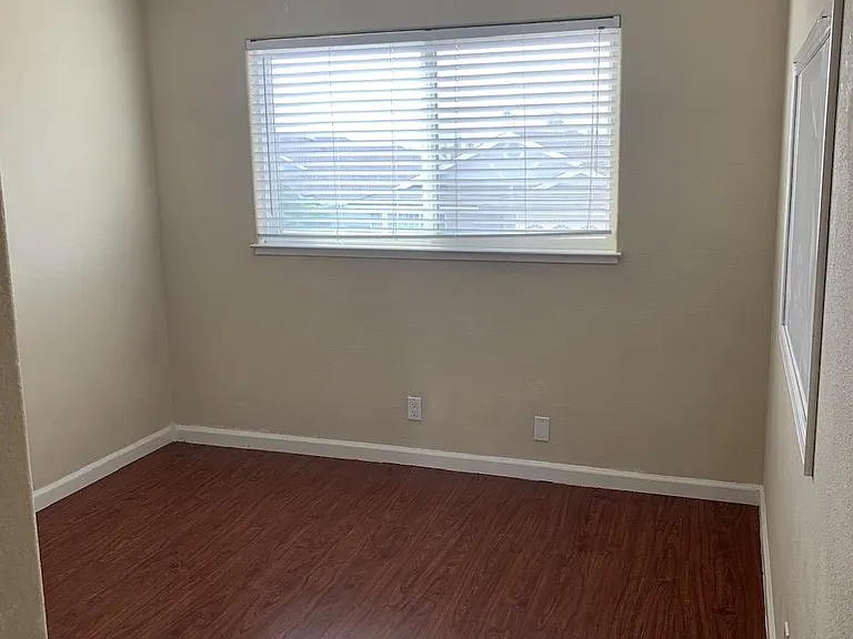 1772 Dolphin Pl — Photo 11