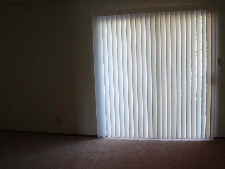 Westwind Apartments — Photo 7
