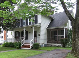 31 Lafayette Ave, Coxsackie, NY 12051