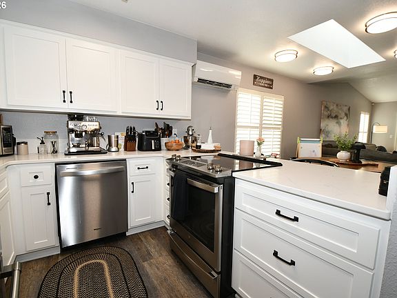2nd image of 1910 SE 114th Ct APT B