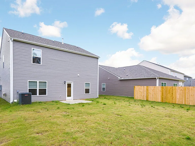2265 Chelle Dr NE — Photo 32