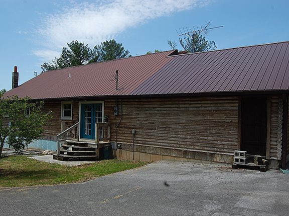 5th image of 6732 N State Highway 837