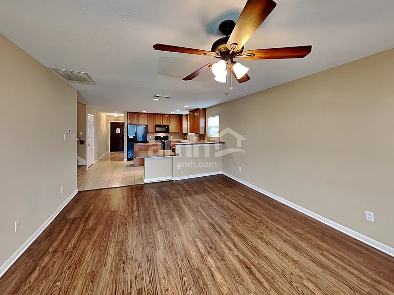 1022 Yorkshire Hollow Ln — Photo 6