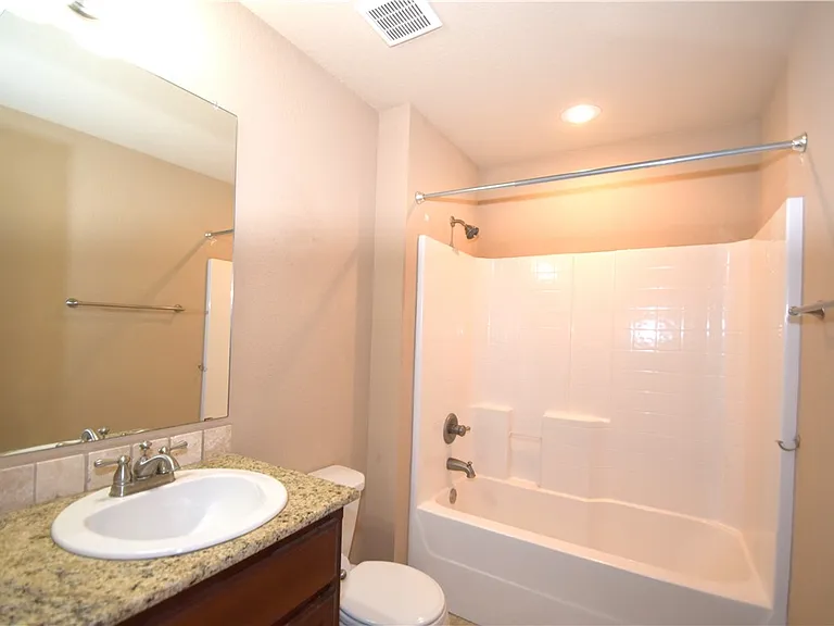 3202 Stonepoint Ave — Photo 14