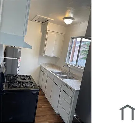 219 E 28th St — Photo 39