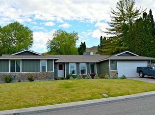 175 Orchard Way, Richland, WA