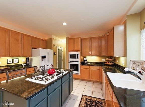 4th image of 214 Avondale Dr