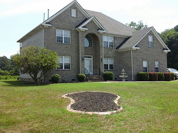 3rd image of 646 Westminster Reach