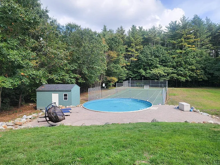 6 Williamsburg Dr — Photo 26