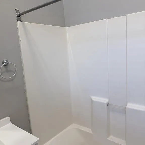 508 W Oak St #2 — Photo 16