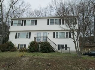 71 Colony Rd, Seymour, CT 06483