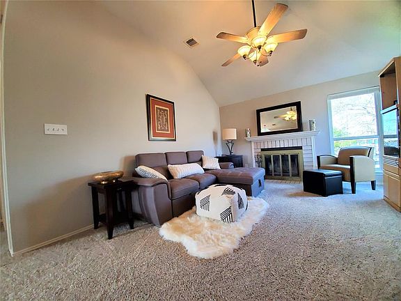 5th image of 1327 Jasmine Dr