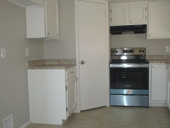 5th image of 8323 Lime House