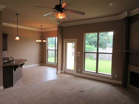 5th image of 1213 Quincy Dr
