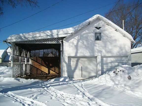 2nd image of 127 E Washington Ave #E