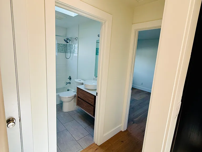 1740 G St #1740 — Photo 15