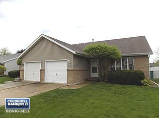 811 Heather Ln, Ottawa, IL 61350