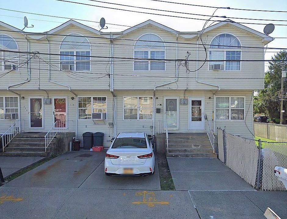 1st image of 340 Netherland Ave