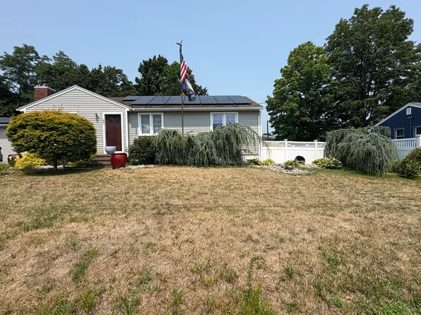 83 Hudson Street, East Haven, CT 06512