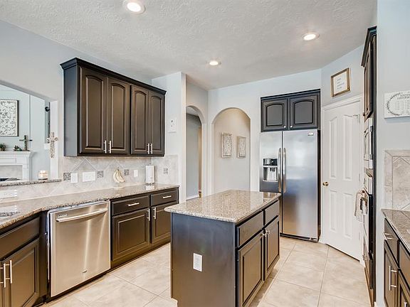 4th image of 2909 Laguna Shores Ln