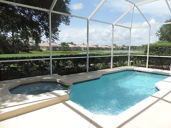 2nd image of 9506 Forest Hills Circle