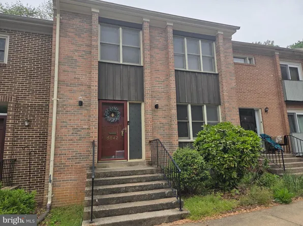 5042 Cliffhaven Dr, Annandale, VA 22003