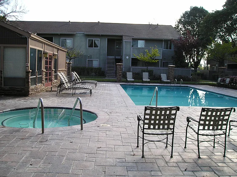 pool