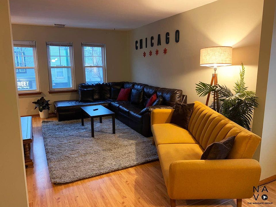 1st image of 2826 N Lincoln Ave