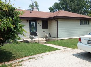 26370 W Rollins Rd, Ingleside, IL 60041