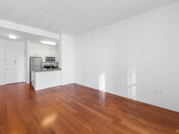 2nd image of 184 Kent Ave #C517