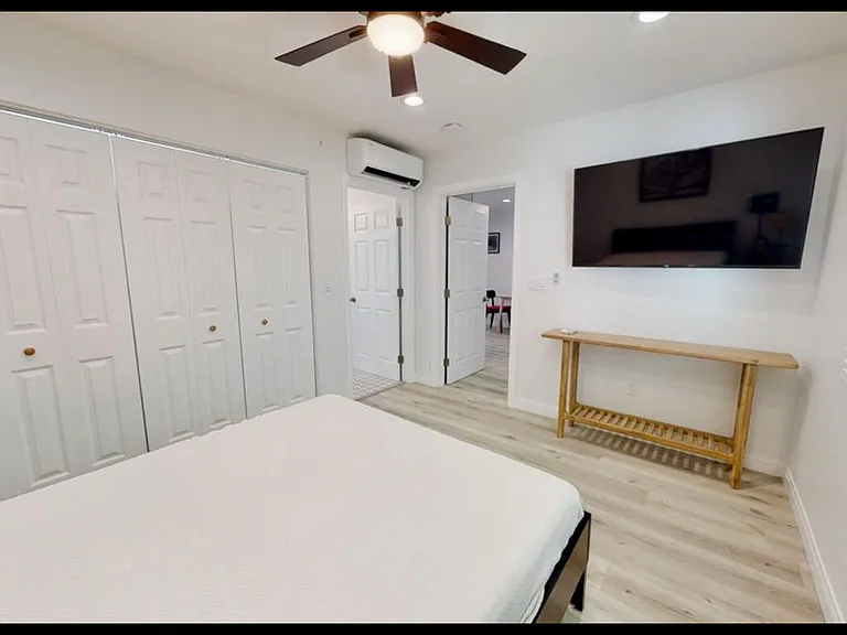 17615 Stare St — Photo 3