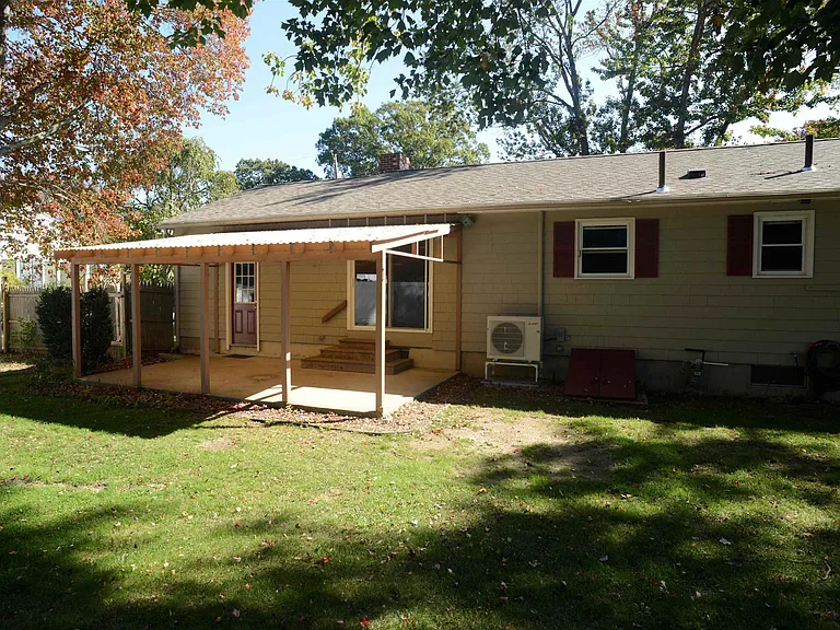 311 McKinley Rd — Photo 12